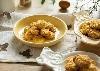 Pastry plate presentation